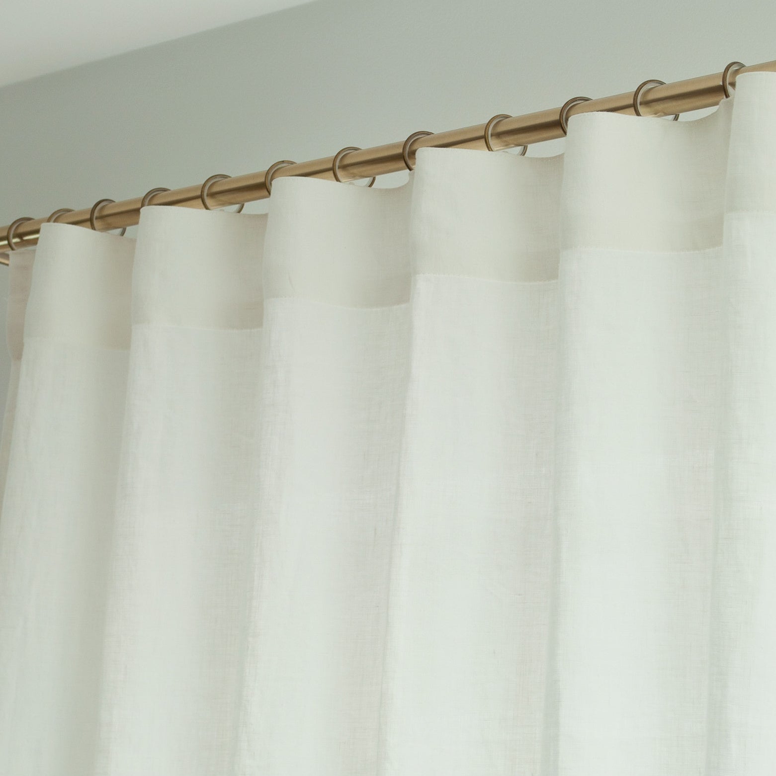 Wavefold tracks and curtains