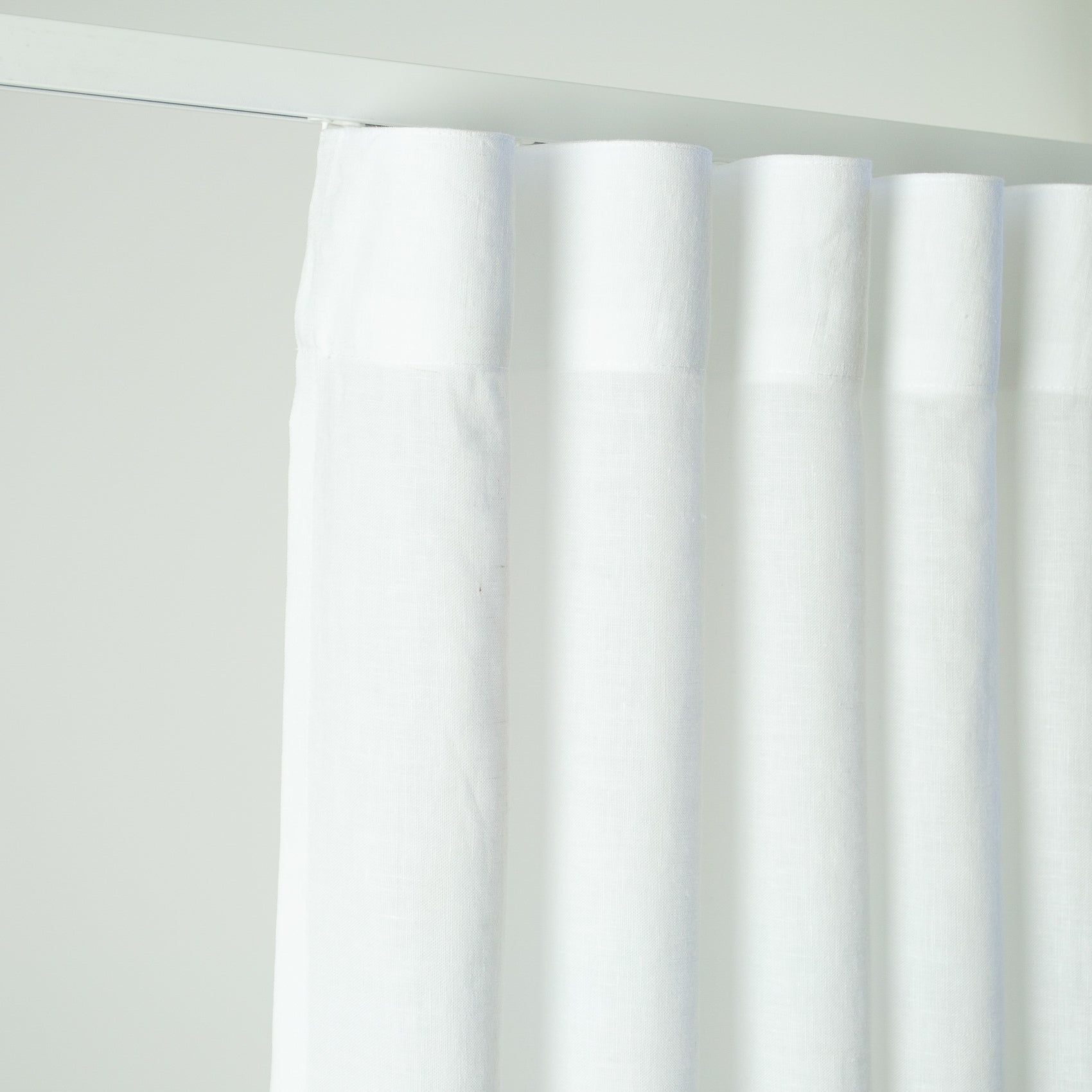 Curtain in White Color