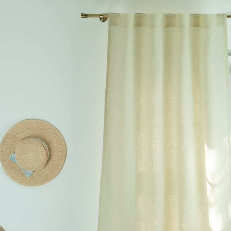 Color:Cream