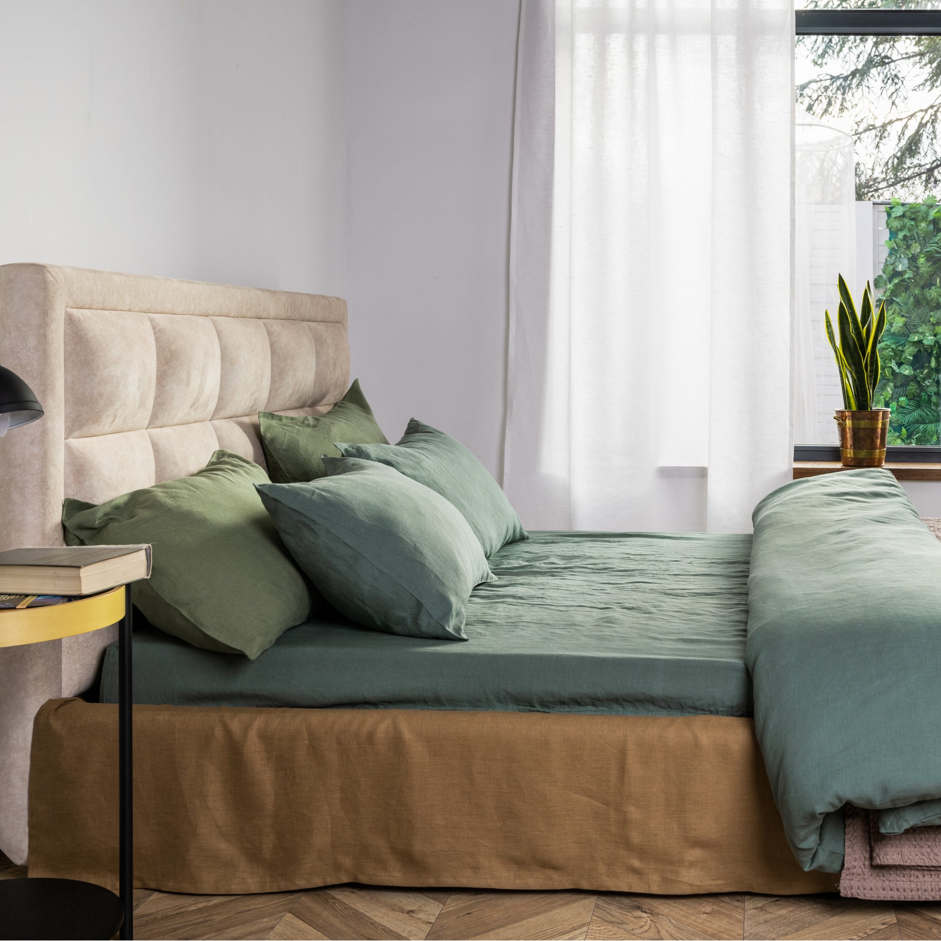 Green Linen Bedding