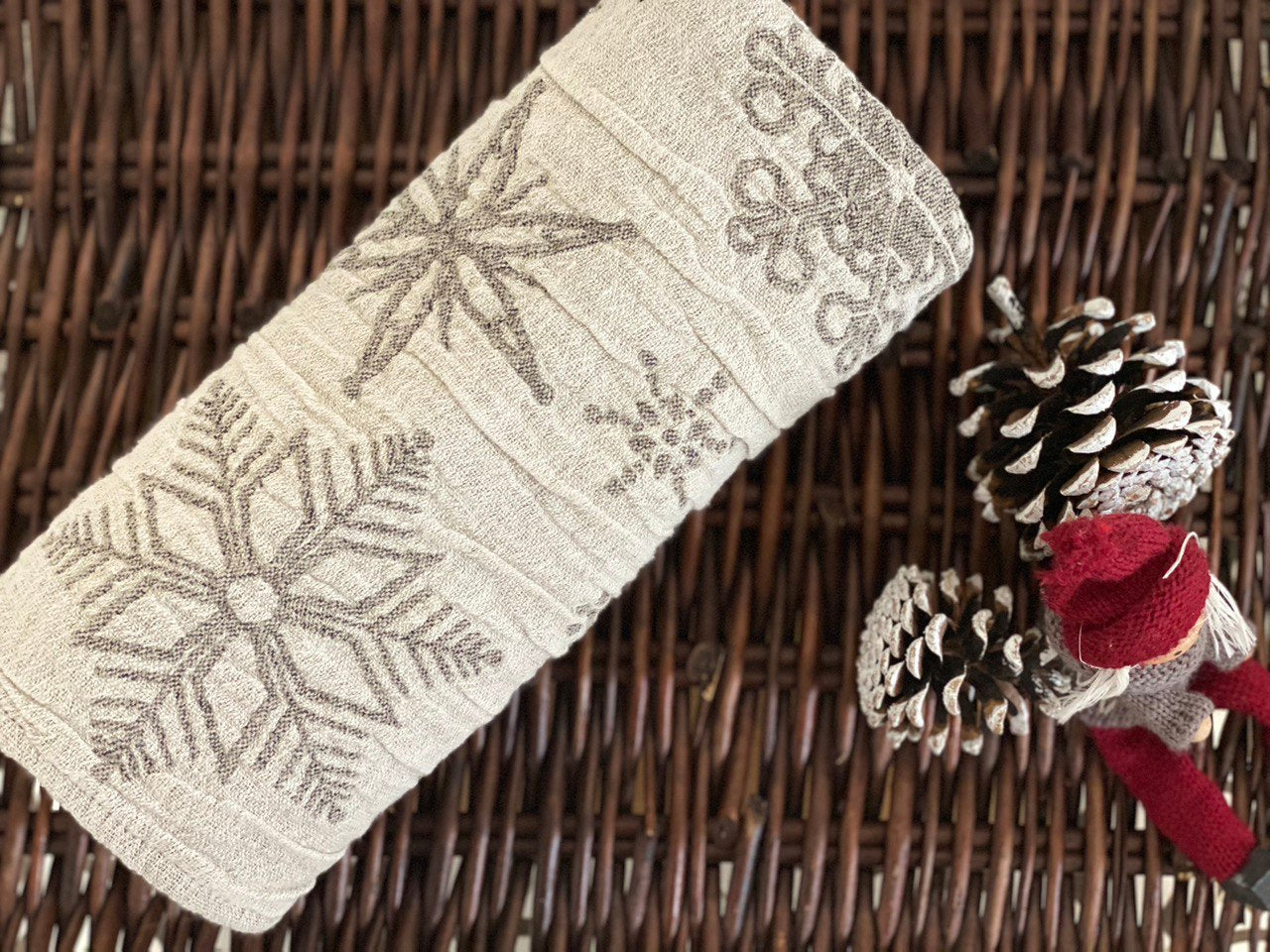 Snowflake best sale hand towels