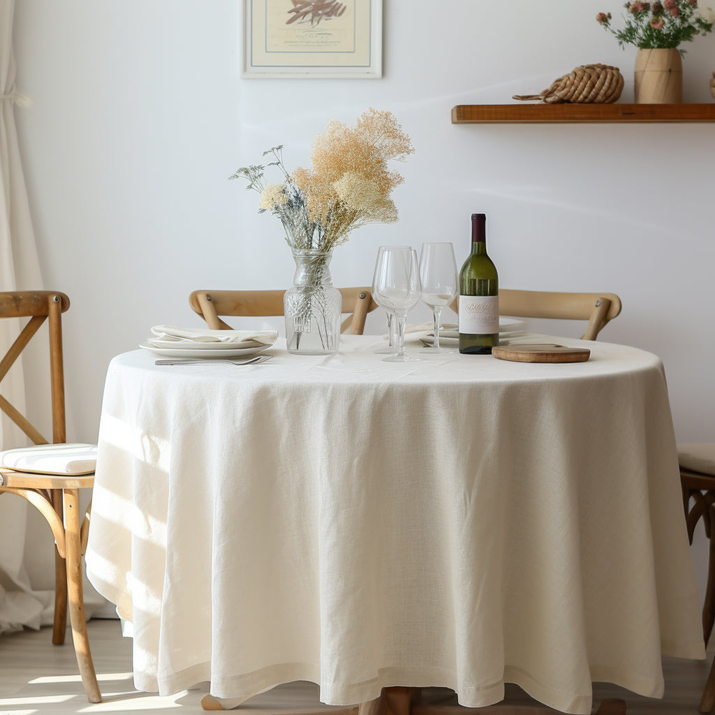 Round Linen Tablecloth, Color: White