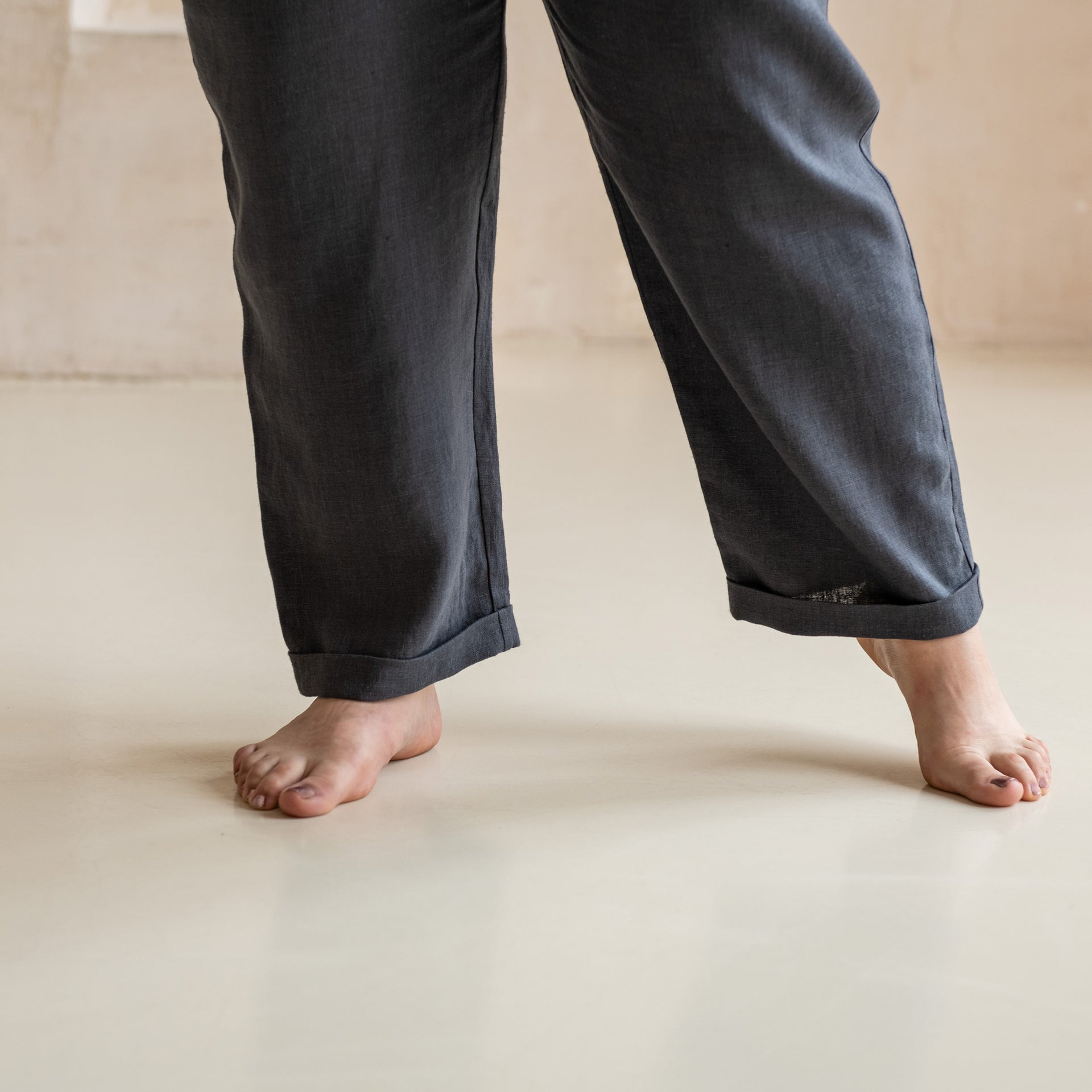 Straight Linen Cropped Pants - Cuffed Leg Opening