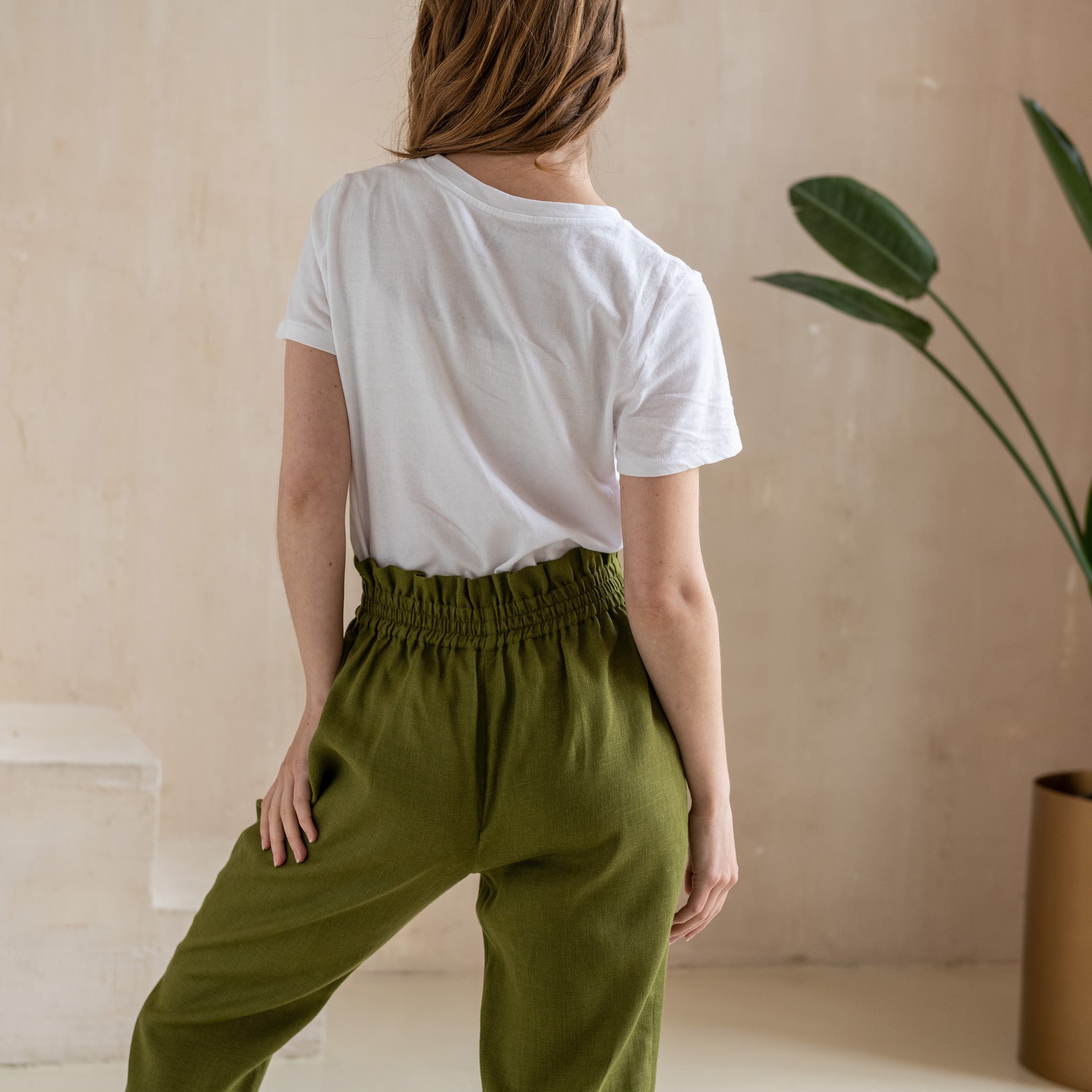 Sophisticated Company Sage Green Straight Leg Trouser Pants | Green dress  pants, Business casual outfits, Green trousers outfit