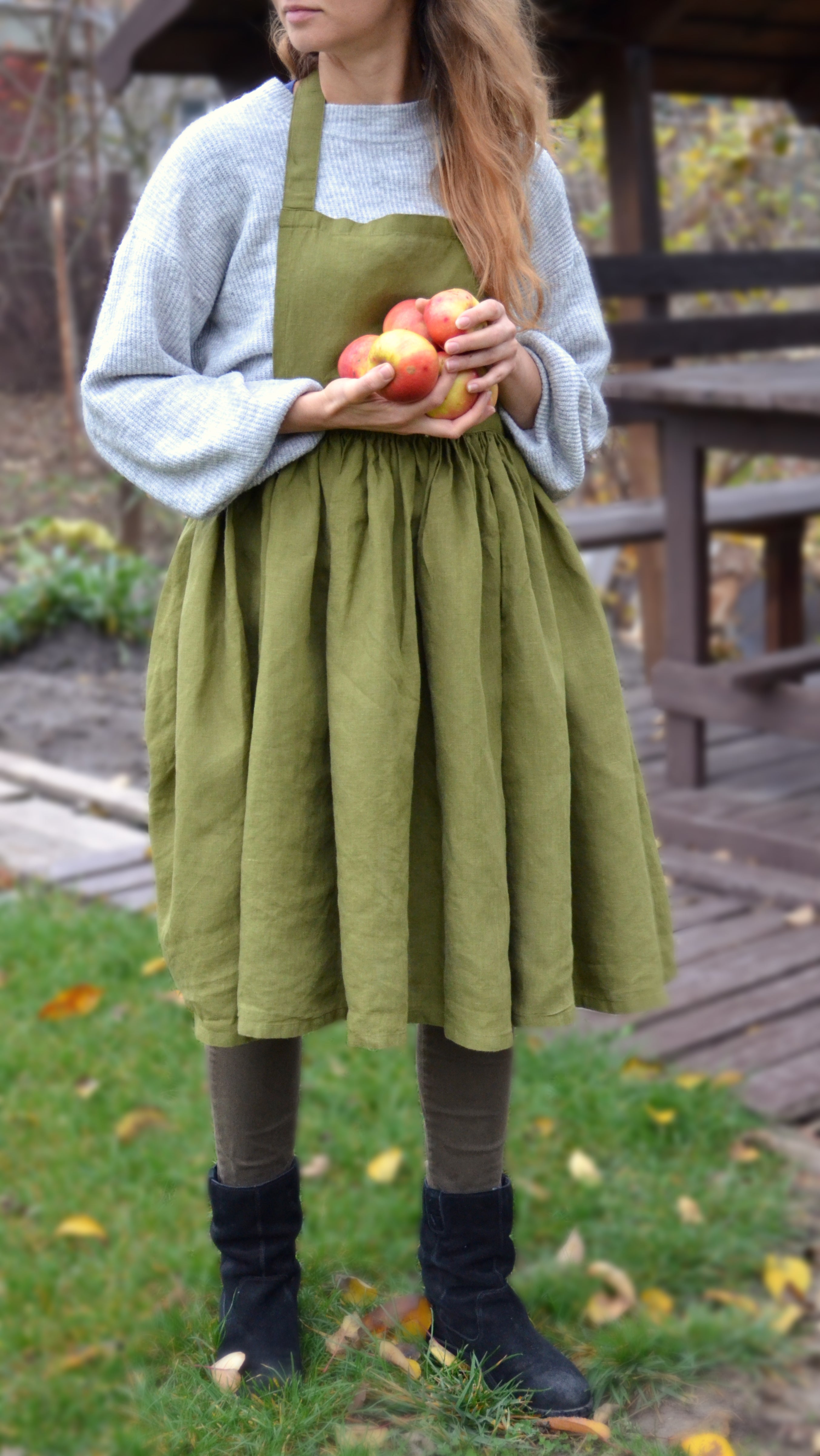 Green midi outlet skirt linen