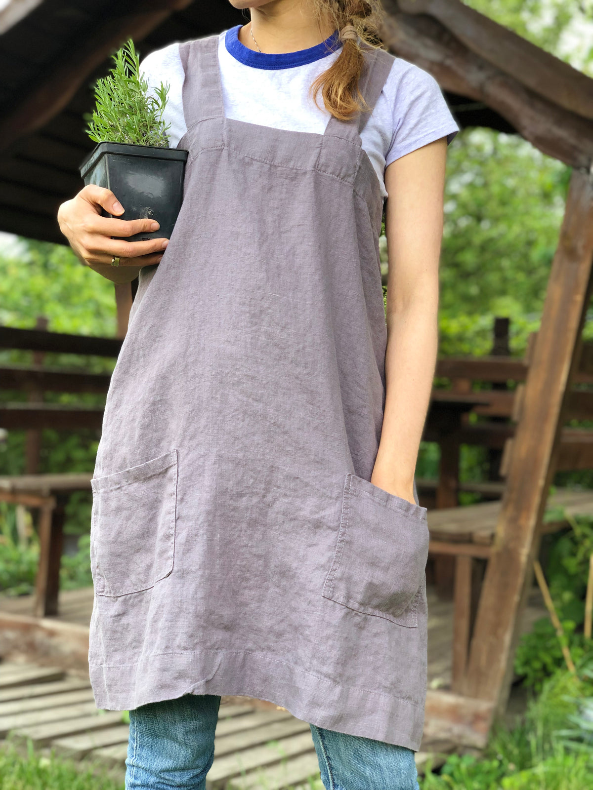 On Sale Linen No-Tie Cross Back Apron with Two Pockets